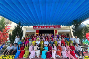 Trò chơi mặc quần không dùng tay